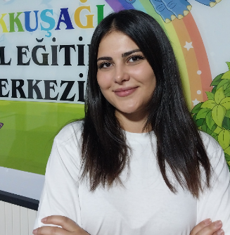 Esranur Bayraktar