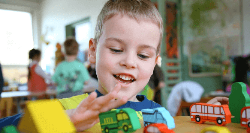 Otizmin Belirtileri ve Otizm Tanısına İlişkin Ölçütler Nelerdir?